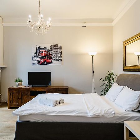 Apartament 4You Zurawia Βαρσοβία Εξωτερικό φωτογραφία