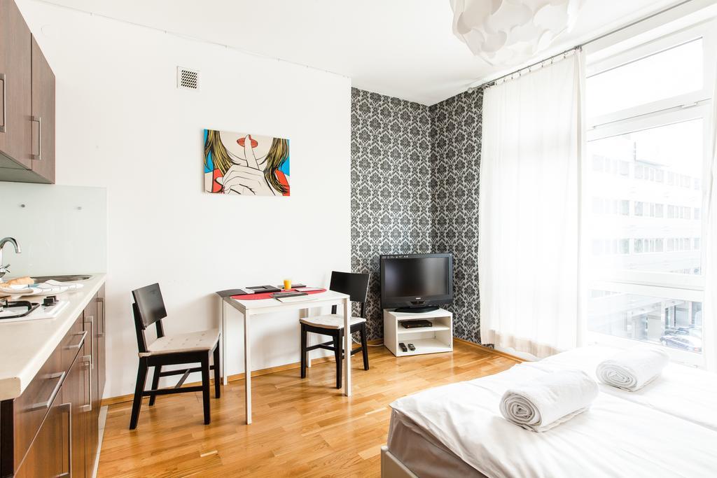 Apartament 4You Zurawia Βαρσοβία Εξωτερικό φωτογραφία