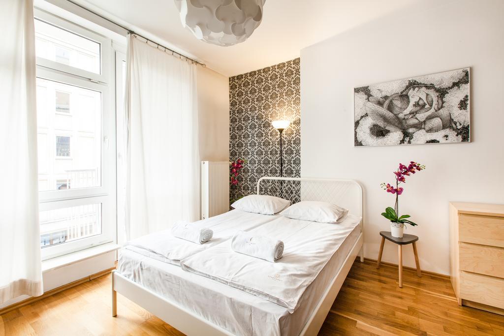 Apartament 4You Zurawia Βαρσοβία Εξωτερικό φωτογραφία